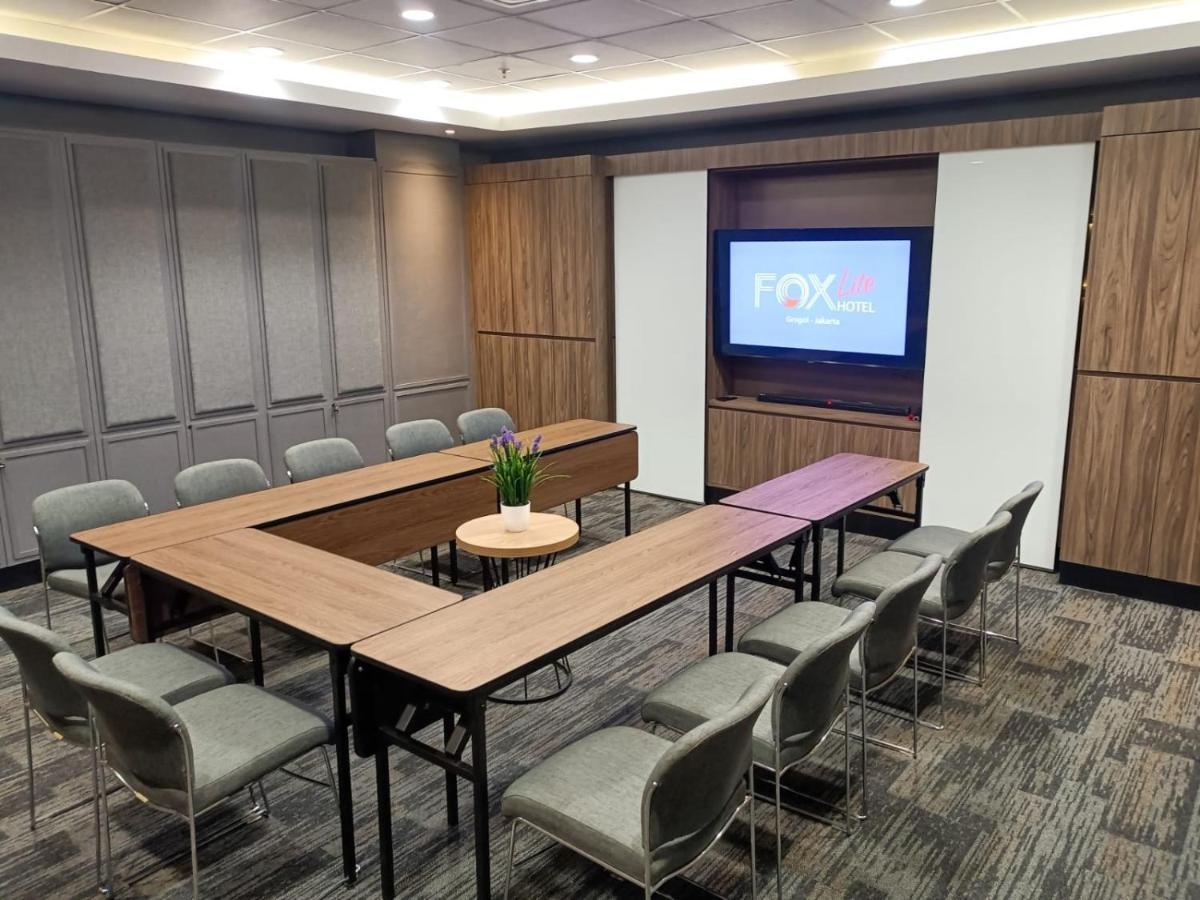 Fox Lite Grogol Jakarta Ngoại thất bức ảnh